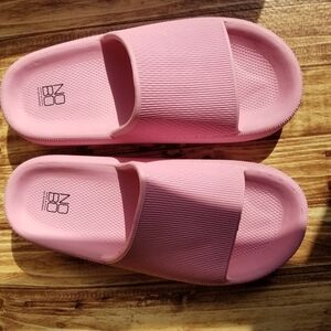 No Boundaries Pink Slide Sandals Size 7 Open Toe Shoes Summer